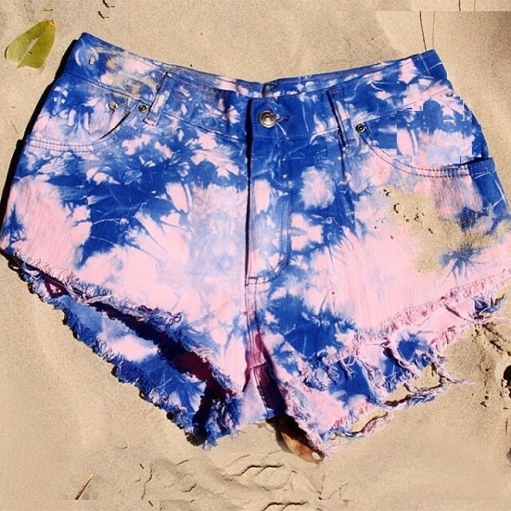 RUSTY Palmer Tie Dye Pink Blue Festival Frayed Cut-Off Denim Shorts - Picture 1 of 4